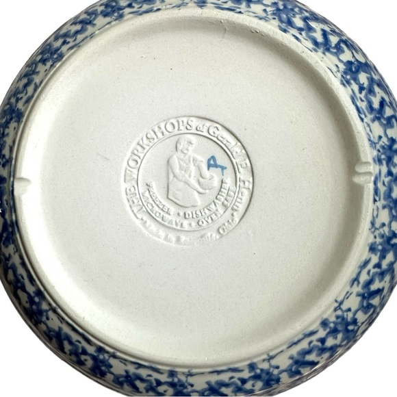 RARE Signed Vtg Gerald Henn Workshops Blue Sponge ware 9.5” Round Vegetable Bowl - Picture 7 of 9